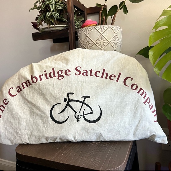 Cambridge Satchel Company 13 inch Satchel in Kelly Green Vintage - Picture 7 of 11